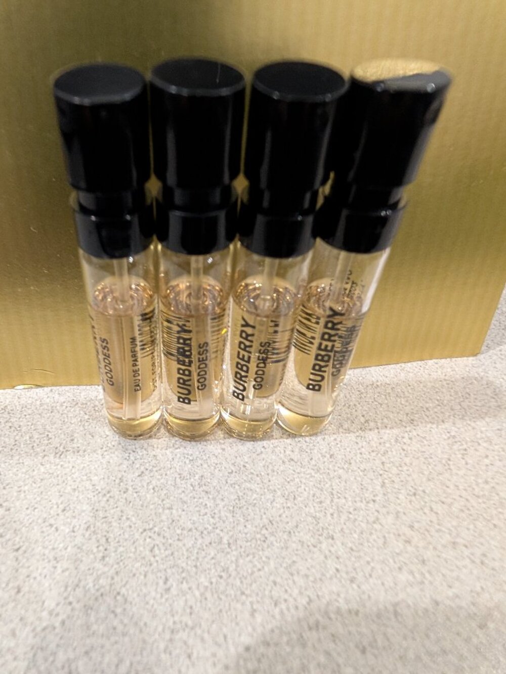 Burberry goddess discovery sample set